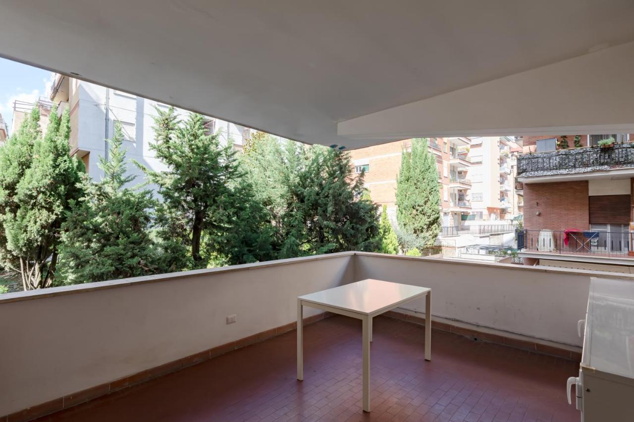 Stupendo Appartamento In Quartiere Residenziale Rom Exterior foto